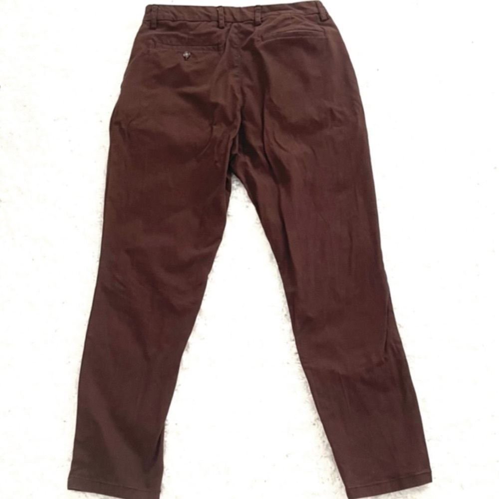 Old Navy 30/30 Athletic Rotation Chinos - Pants! - Picture 2 of 4